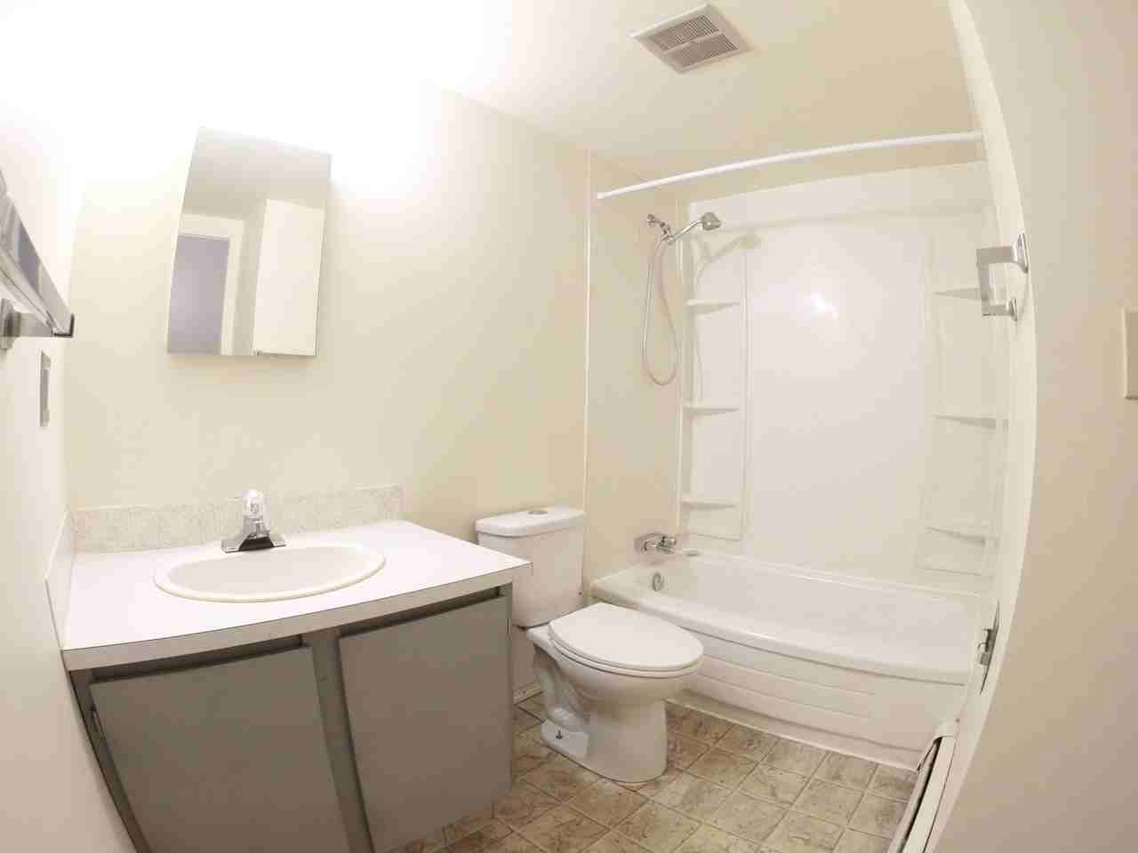 5604 50 Ave - Photo 6 of 26