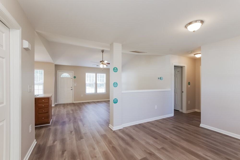 9913 Meadowmead Ct - Photo 5 of 16