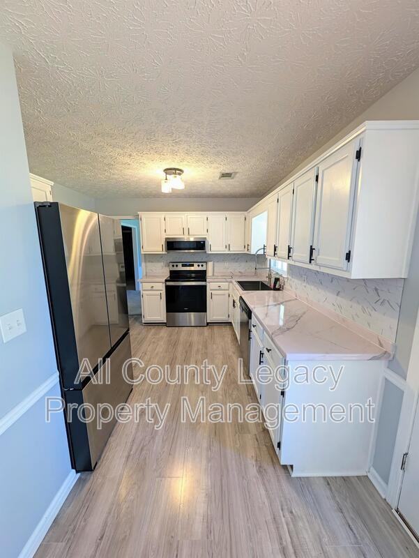 383 Blackberry Cir - Photo 6 of 18
