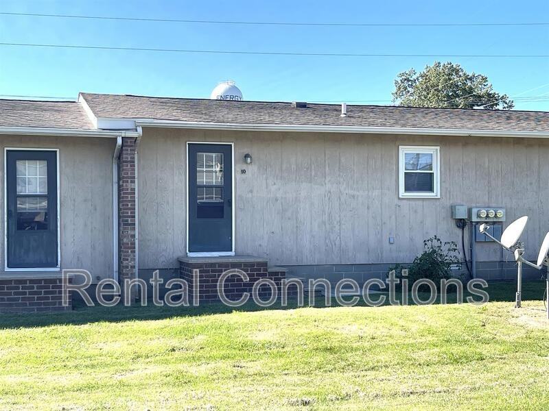 400 E College St #E2 - Photo 7 of 8