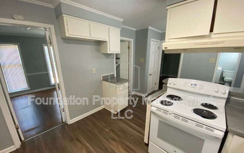 3083 Dothan St - Photo 4 of 35