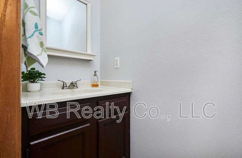 6152 Dakota Dr - Photo 6 of 29
