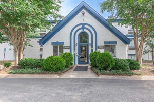 featured image of 123 Mccullough Dr