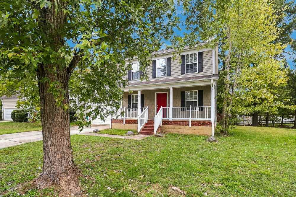 15734 Dehavilland Dr - Photo 4 of 17
