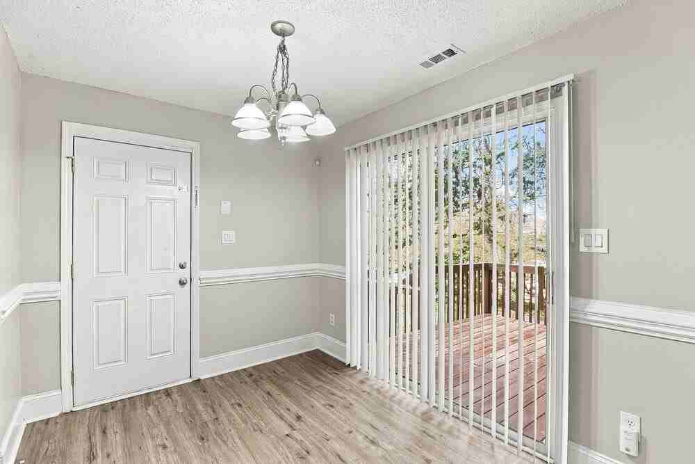 15734 Dehavilland Dr - Photo 7 of 17
