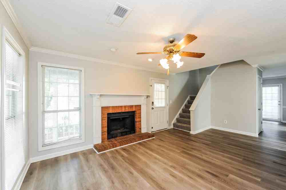 835 Mountain View Dr - Photo 7 of 18