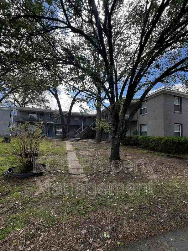 115 N Albert Pike Ave