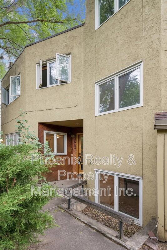 1647 9th St - Photo 4 of 19