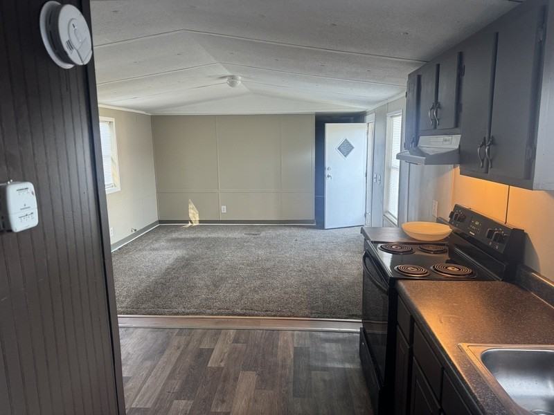 2612 Cattail Cir - Photo 4 of 9