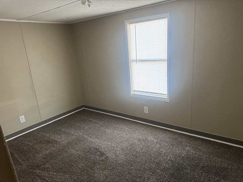 2612 Cattail Cir - Photo 6 of 9