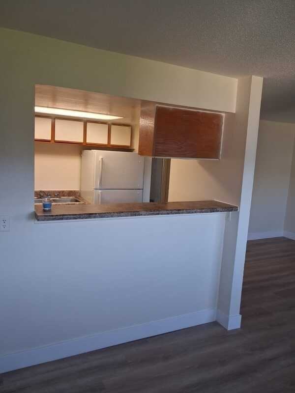 5201 Kings Ct #30B - Photo 7 of 15
