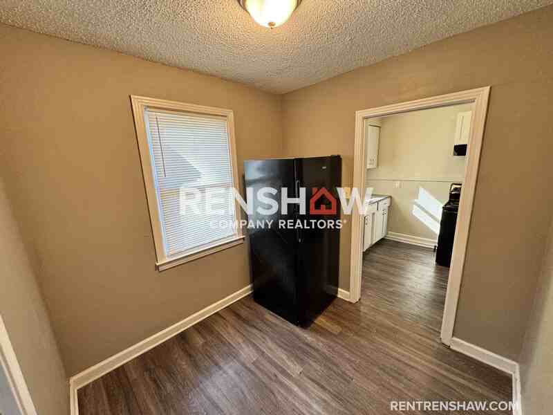 3156 Saint Charles Dr - Photo 4 of 12