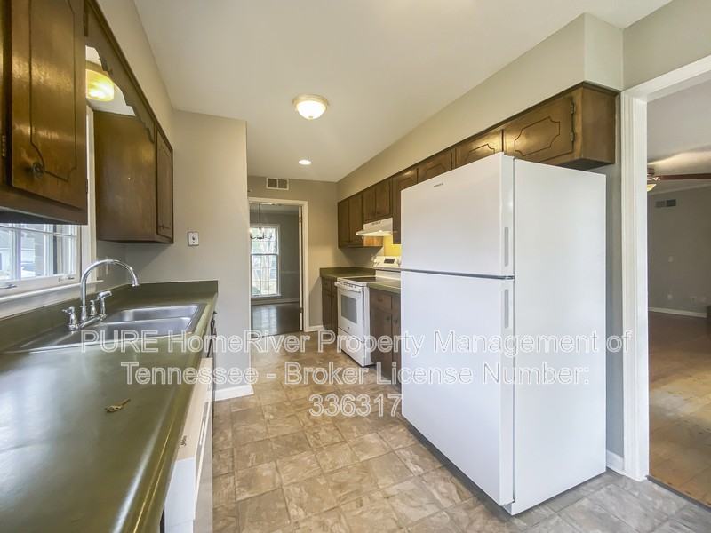 5654 Chapman Ave - Photo 6 of 21