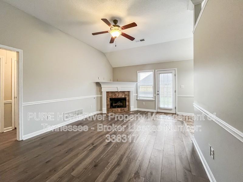 80 Vermont Ave - Photo 2 of 18