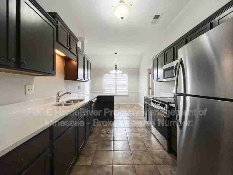 80 Vermont Ave - Photo 5 of 18