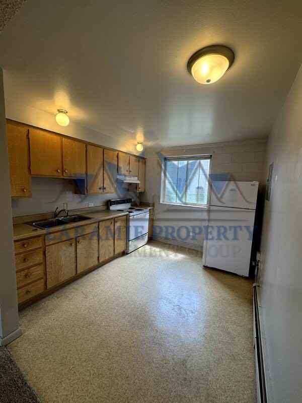 405 S 26th St #3 - Photo 3 of 11
