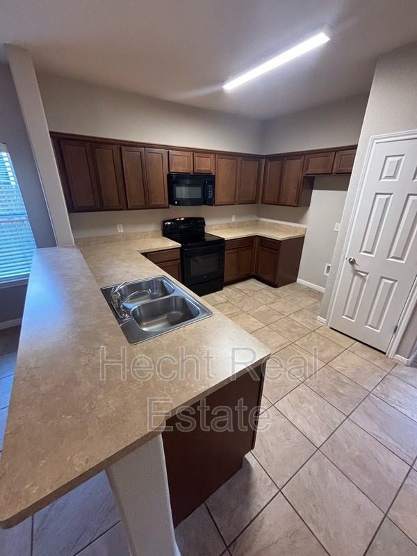 354 Carl Shipp Dr - Photo 5 of 18