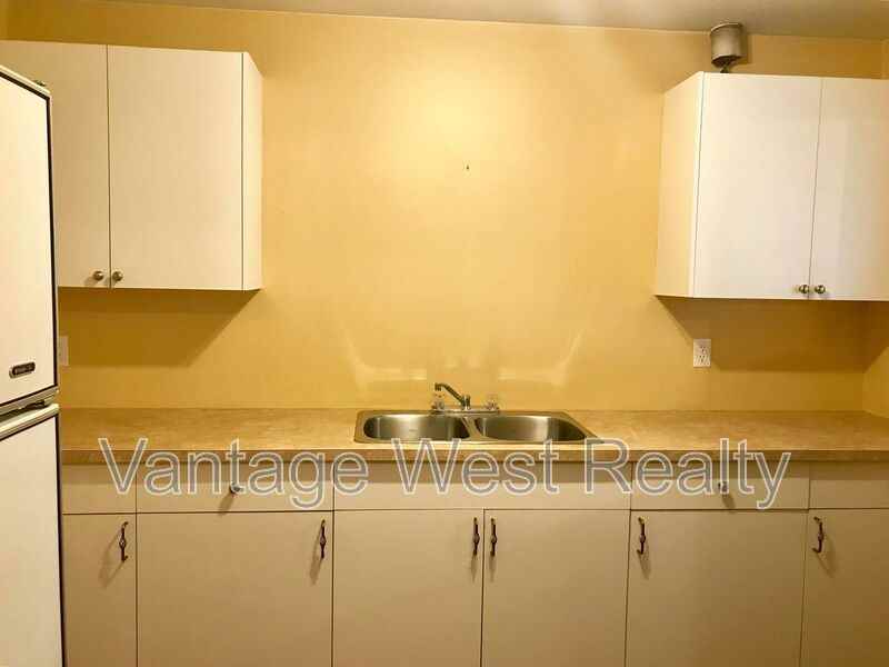 2190 - Photo 5 of 20