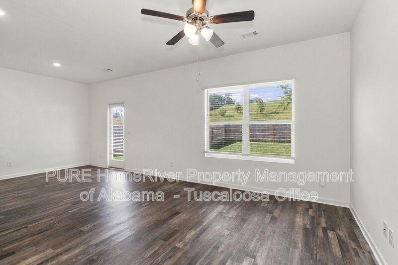4943 Copper Loop Rd - Photo 3 of 20
