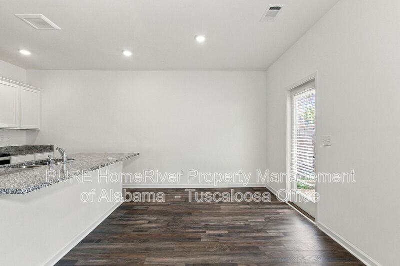 4943 Copper Loop Rd - Photo 4 of 20