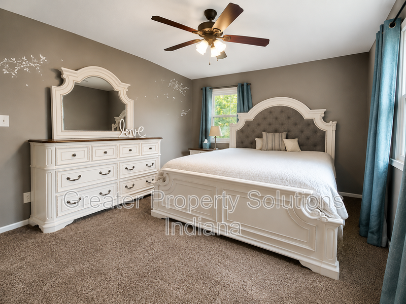 3810 Kingsway Dr - Photo 7 of 37