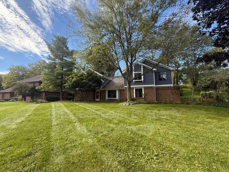 7205 Forest Brook Blvd - Photo 2 of 20