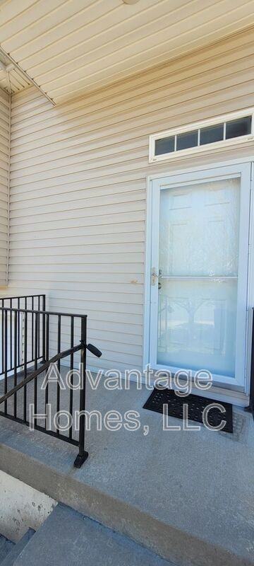 18518 S Mulberry Ct - Photo 2 of 50