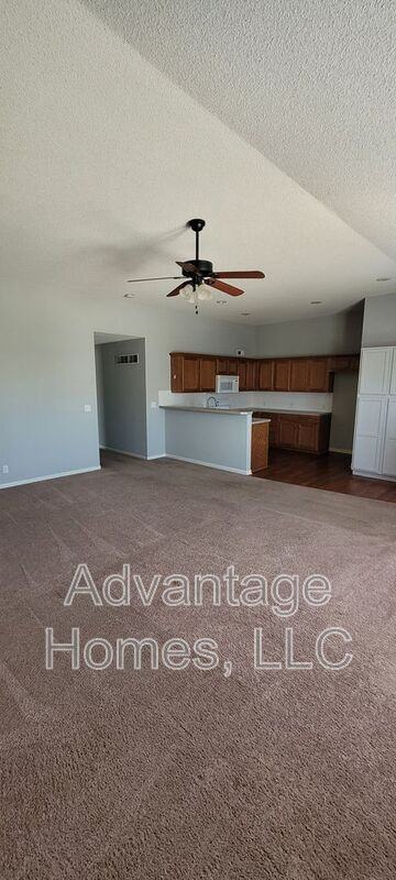 18518 S Mulberry Ct - Photo 7 of 50