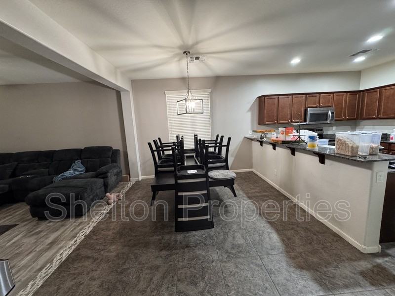 16954 W Mohave St - Photo 5 of 16