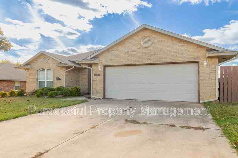 1617 Tara Dr - Photo 2 of 34