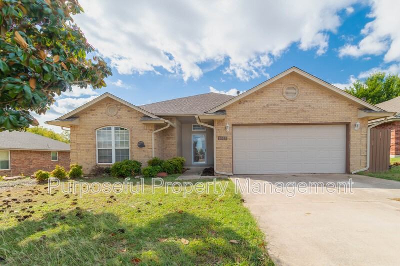 1617 Tara Dr - Photo 3 of 34