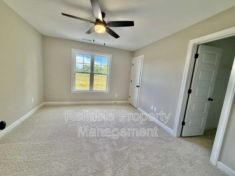 420 W Main St - Photo 7 of 15