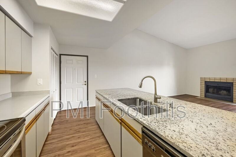 9670 Brentwood Way #303 - Photo 7 of 16