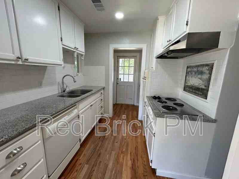 1101 E North Bear Creek Dr - Photo 5 of 8