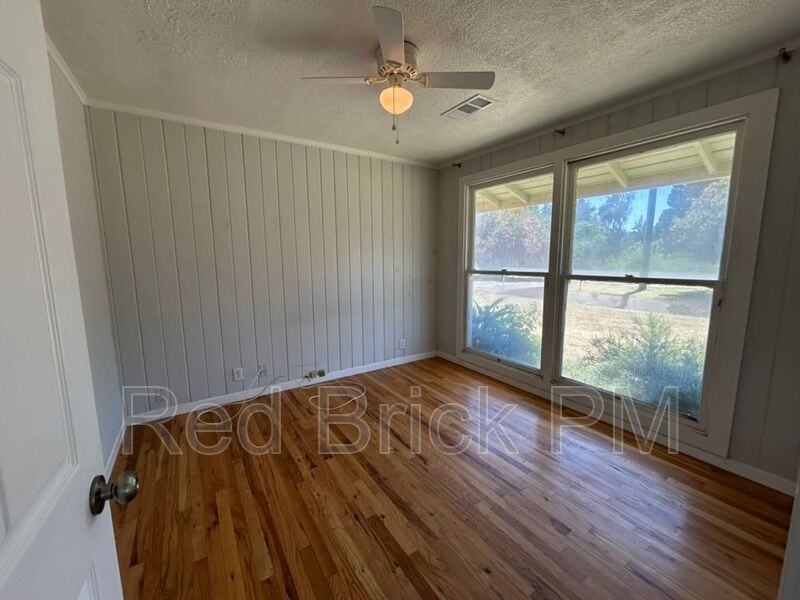 1101 E North Bear Creek Dr - Photo 6 of 8