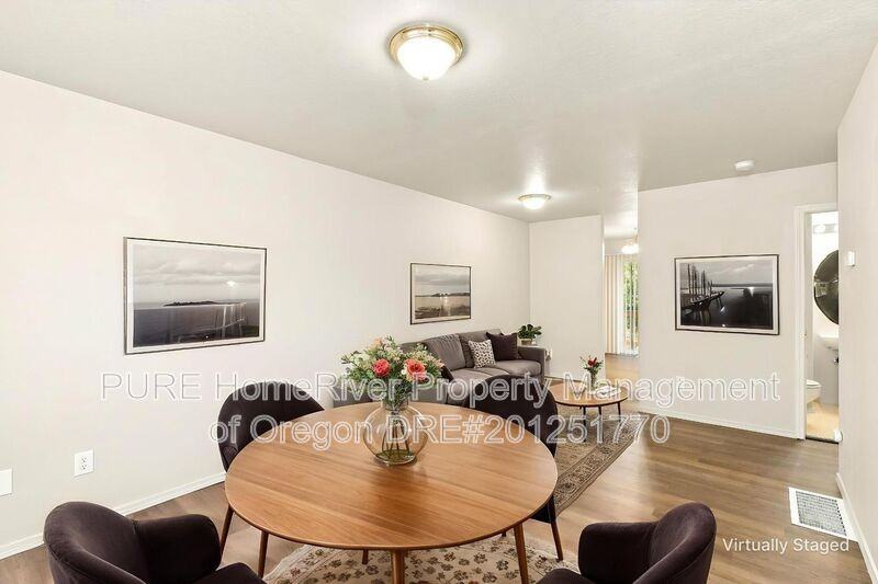 778 E Historic Columbia River Hwy - Photo 3 of 21