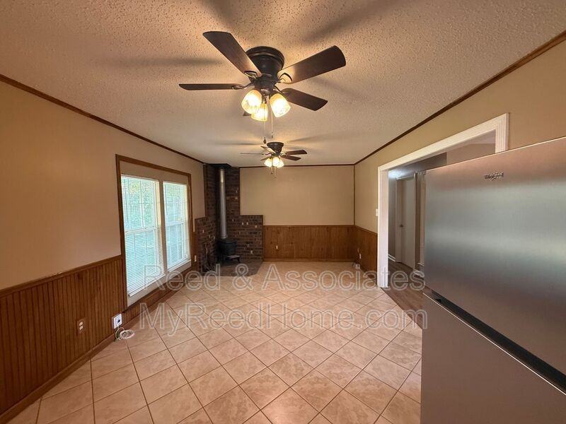 7630 Rockingham Dr - Photo 5 of 16