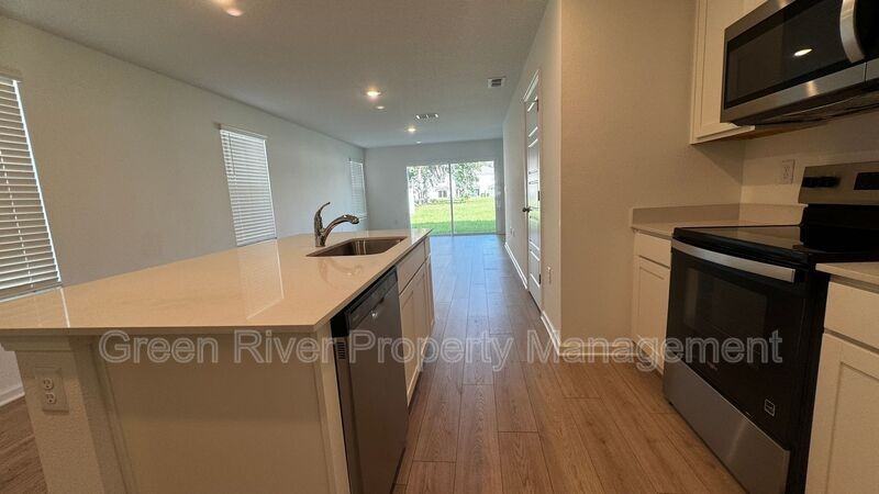 2717 Iron Rock Ct - Photo 3 of 22