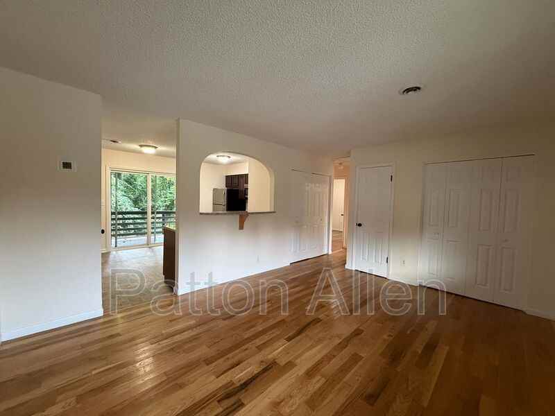 60 Dawnwood Cir - Photo 3 of 22