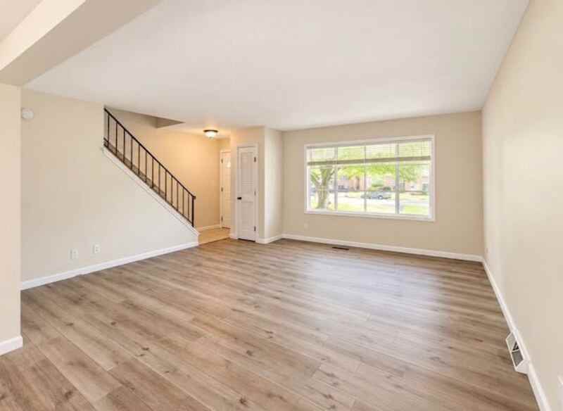 6924 N Flamingo Ct - Photo 3 of 13