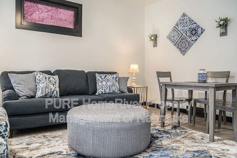 2518 Woolworth Ave #2 - Photo 6 of 12
