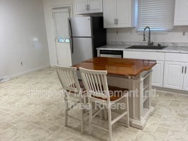 featured image of 319 Oakland Ave