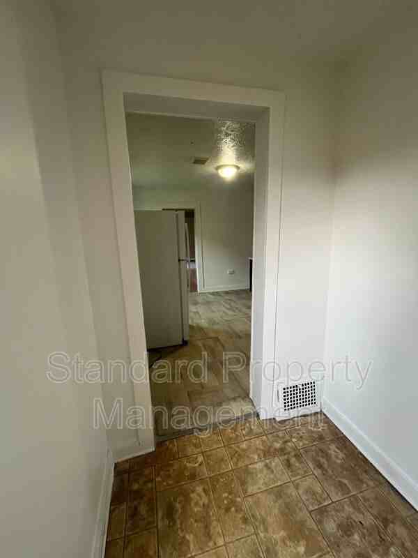410 Scio St - Photo 2 of 21