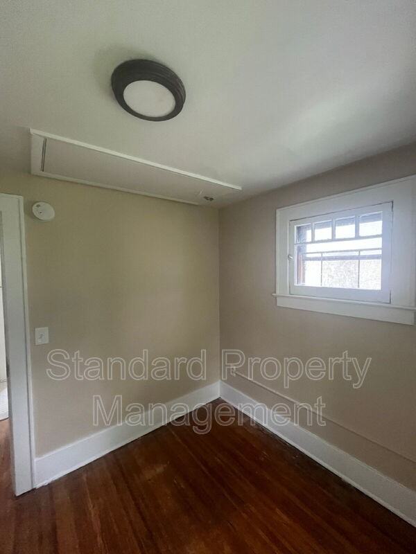 99 Cummings St - Photo 2 of 22