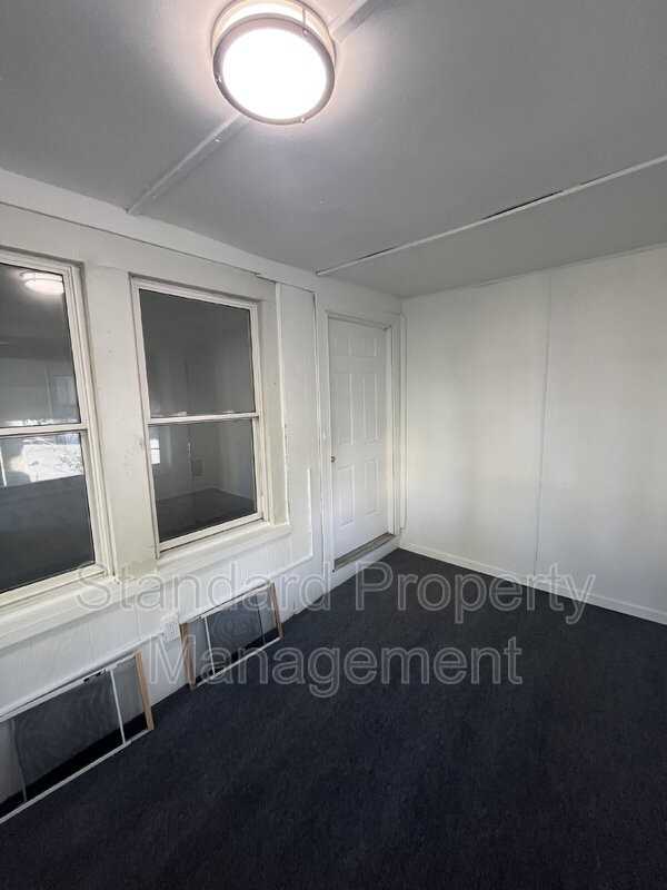 294 Carter St - Photo 3 of 26