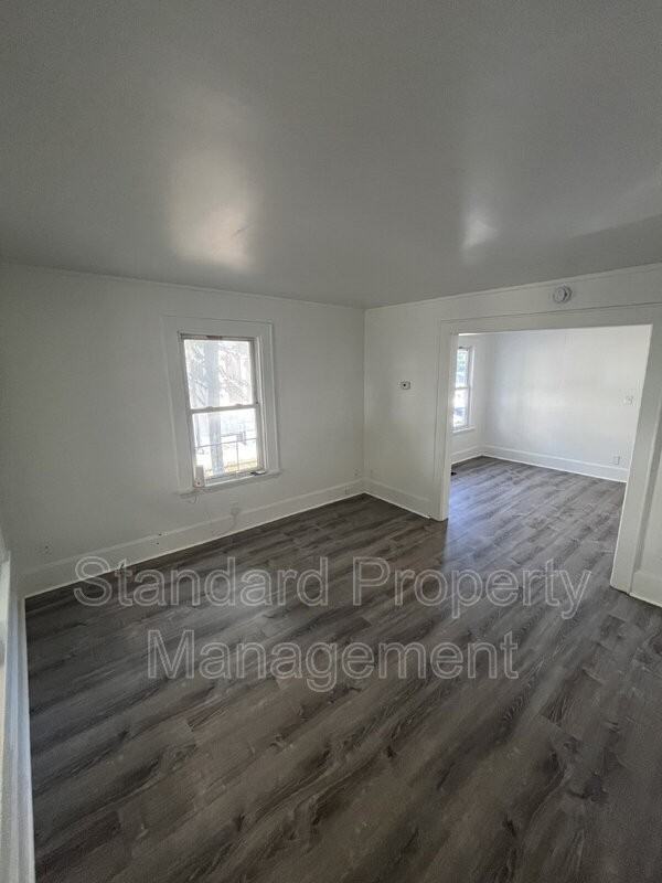 294 Carter St - Photo 4 of 26