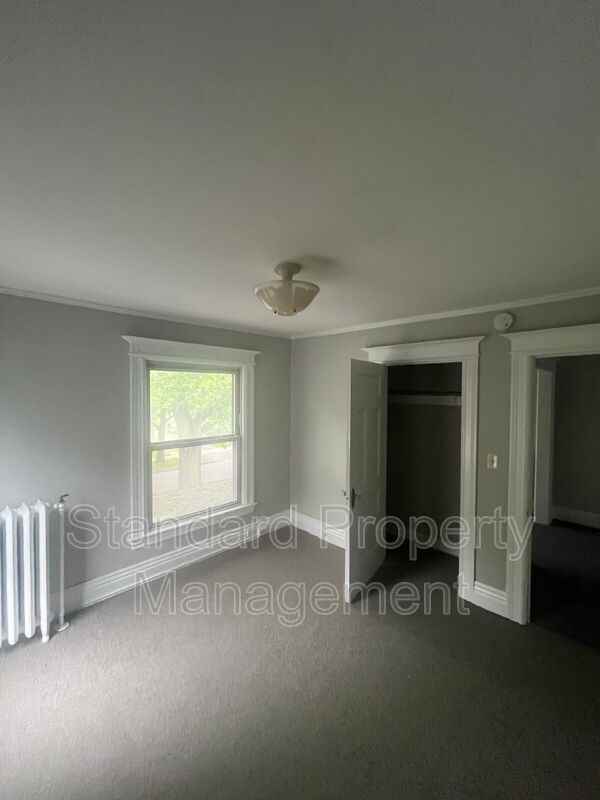 293 Dartmouth St - Photo 6 of 36