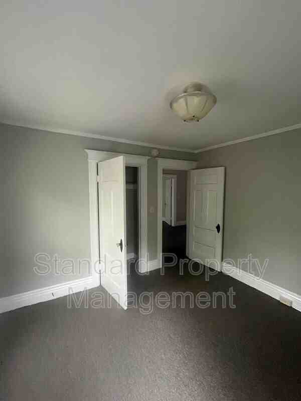 293 Dartmouth St - Photo 7 of 36