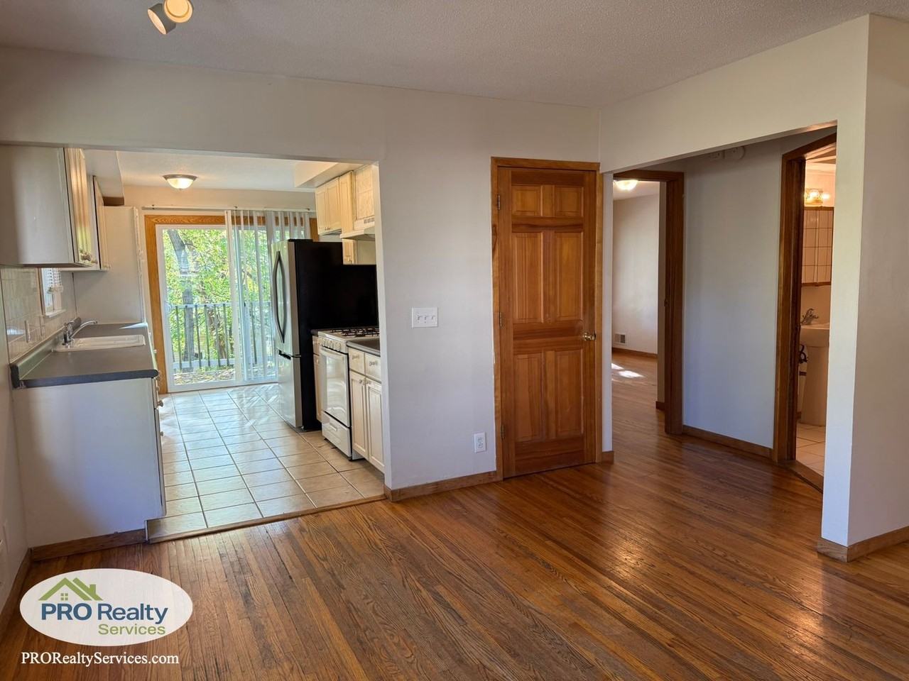 2525 Nathan Ln N - Photo 4 of 34