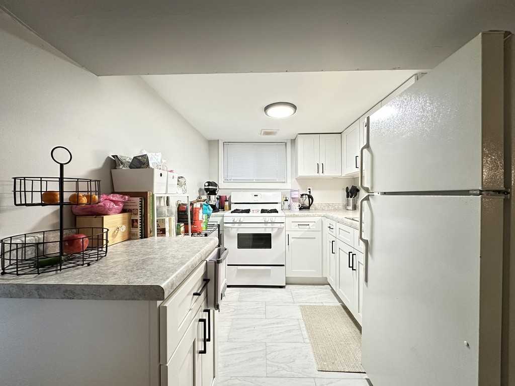 5701 N Keystone Ave #G - Photo 2 of 21